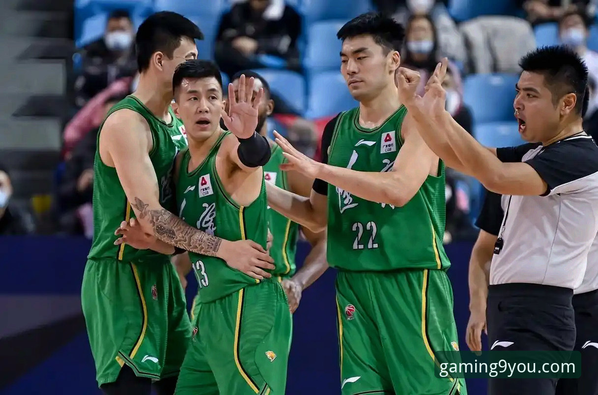 上海男篮豪取12连胜巩固榜首，九游平台呈现专业赛事分析新视角